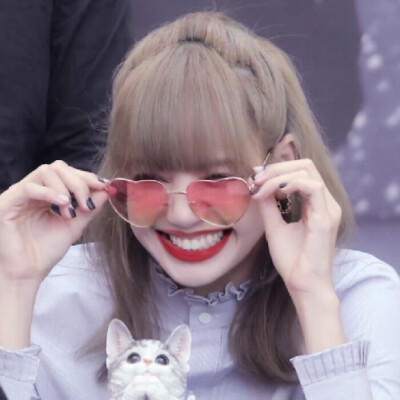 Lisa/Lalisa manoban/辣Lisa/鐵劉海/亞太最美面孔Lisa/人間芭比