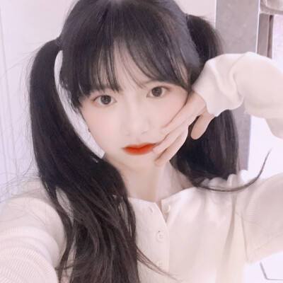林初妍
