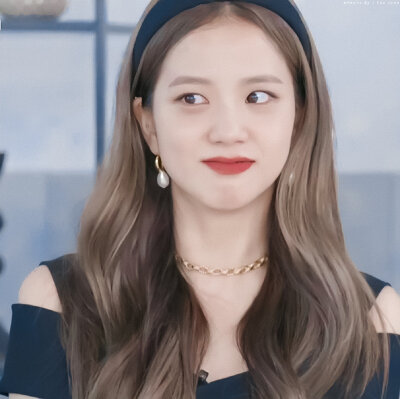 BLACKPINK 金智秀Jisoo头像
©缱桃卷