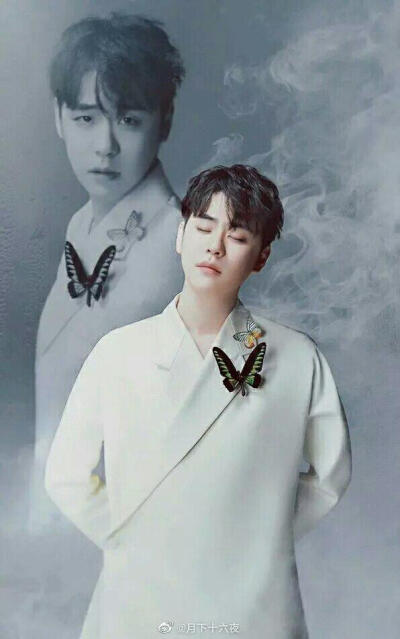 德
德云
德云社
自从迷它以后
每天在不停的跺手
哎～