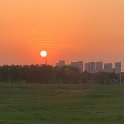 落日黄昏
朋友圈背景图ins风