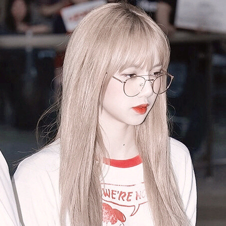 人间芭比——Lisa 