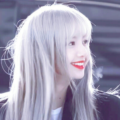 人间芭比Lisa
Lisa头像