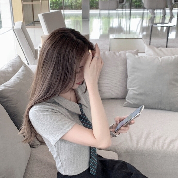 女生头像‖ 暗系女头
by: 拟黎
