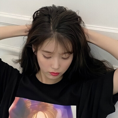 IU