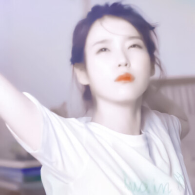 
연찰단のIU.
原截乔思逸。