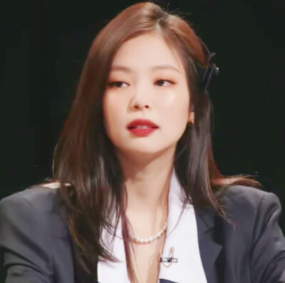 jennie
原哥斯拉小岛
程知意