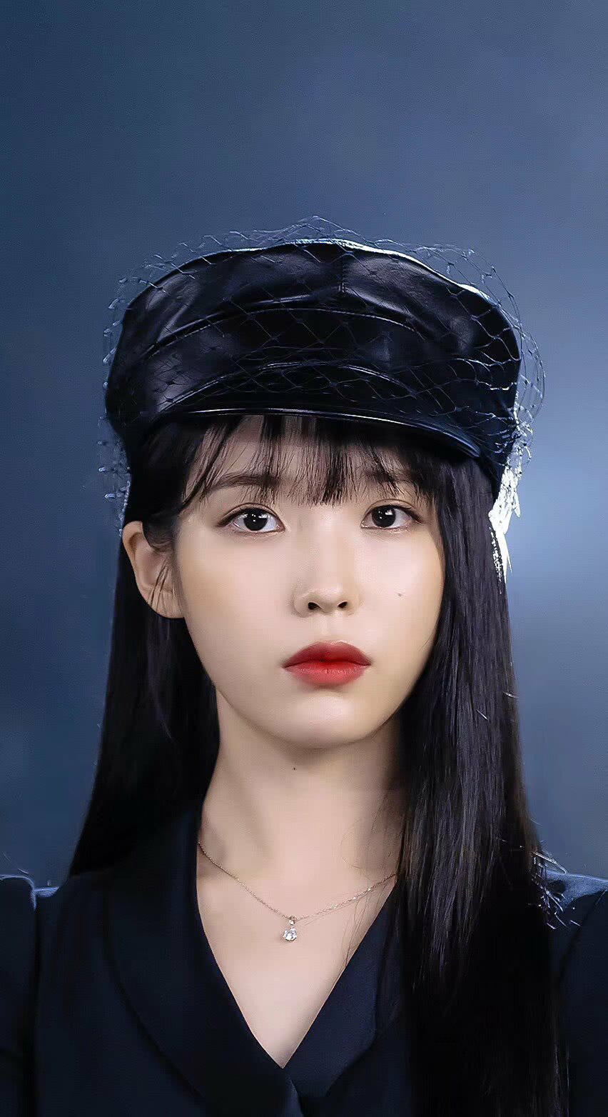 IU