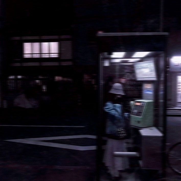  H a l l o ， 我 的 小 姐 。
原截尹一浔
