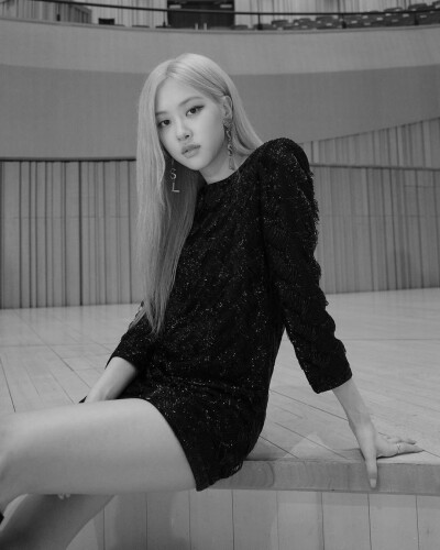 ROSÉ