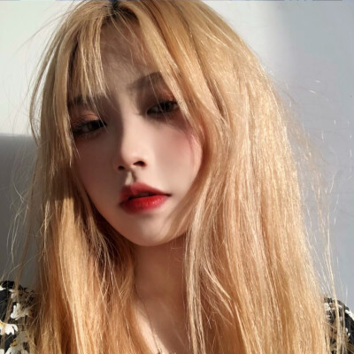 柯小自截女头
二转注明dt柯小