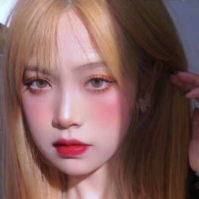 柯小自截女头
二转注明dt柯小