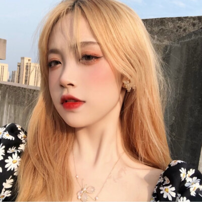 柯小自截女头
二转注明dt柯小