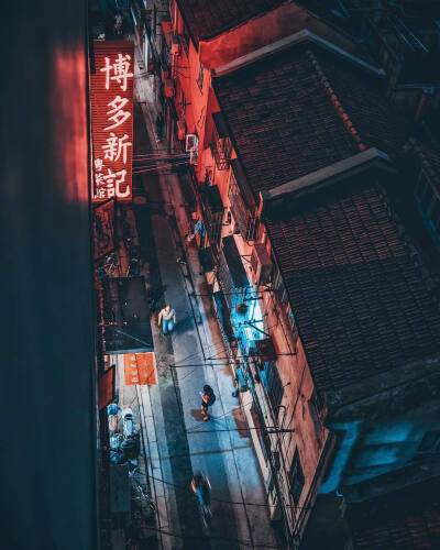 魔都.上海。ins：youknowcyc ​上海雨后大片