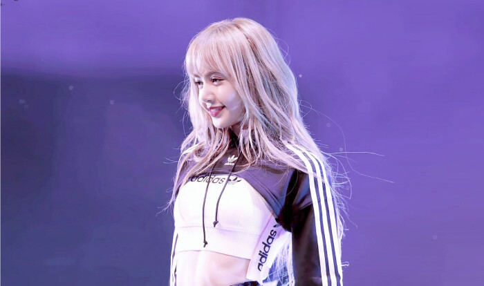 blackpink Lisa