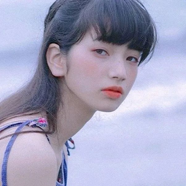 小松菜奈 头像 。壁纸