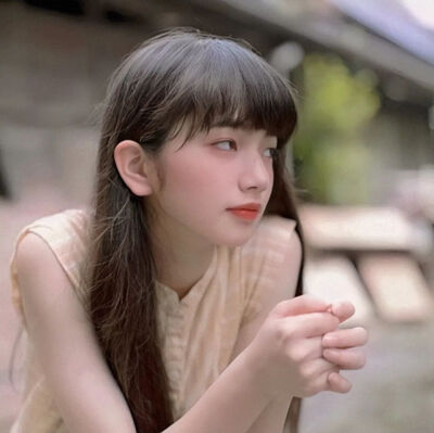 小松菜奈 头像 。壁纸