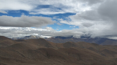 普普通通西藏山