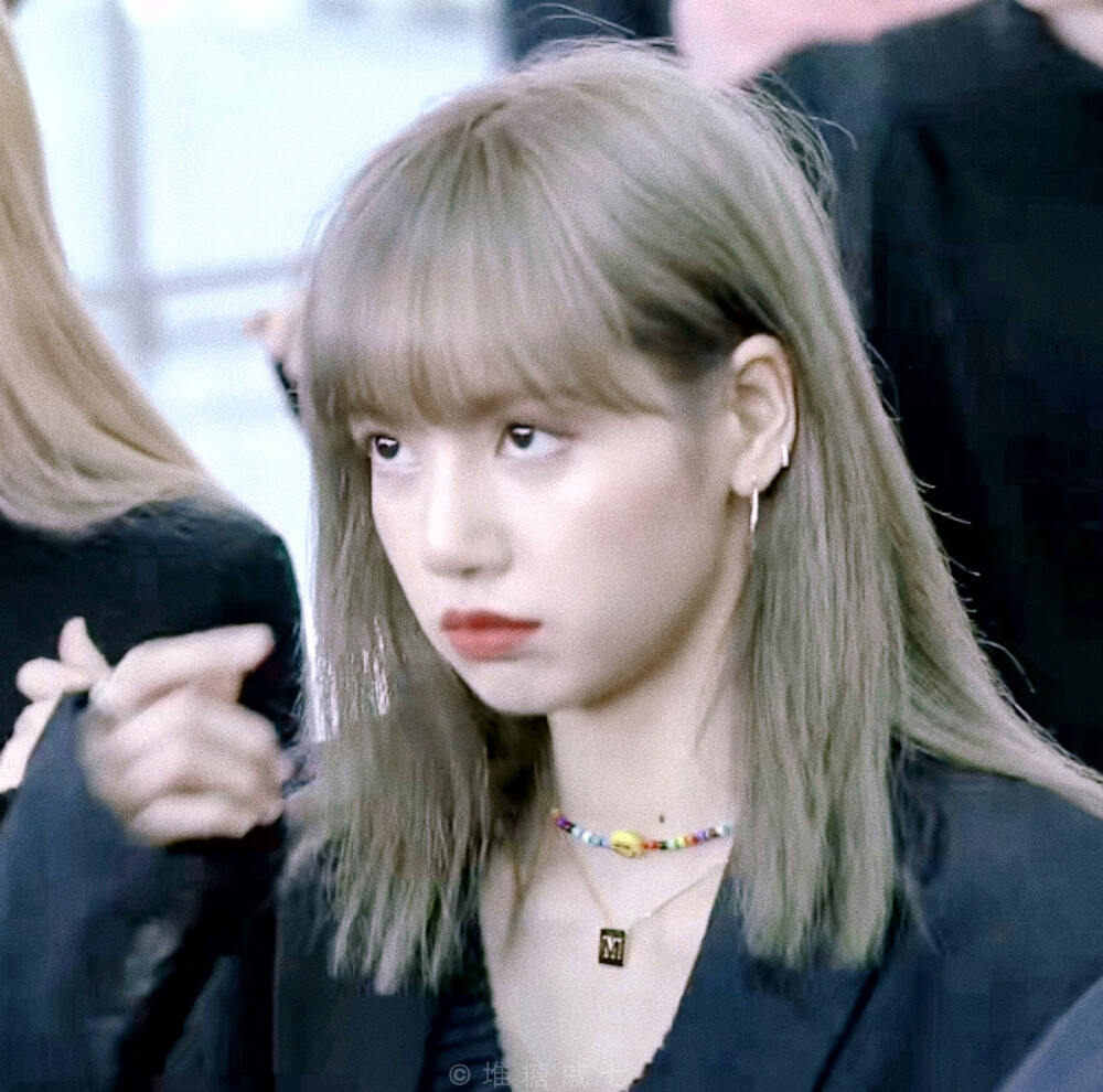 Lisa
©戚七