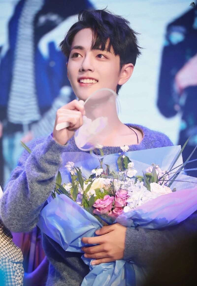 战山为王连琑反应博君一肖