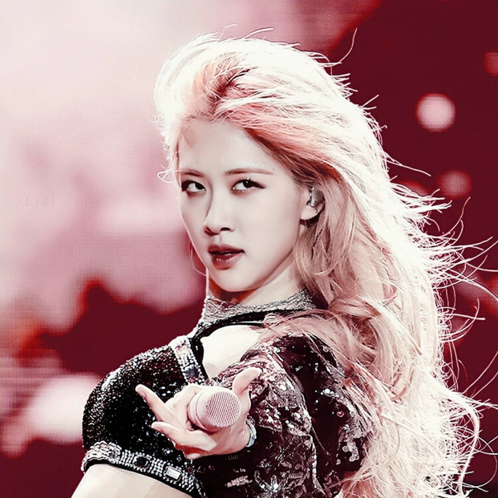 · 狙击手已上线κ
朴彩英rosé♠
原截firstlove_rose
©Lizii