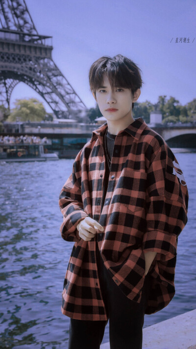 四字弟弟·易烊千玺