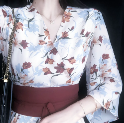 推荐玩网女头。