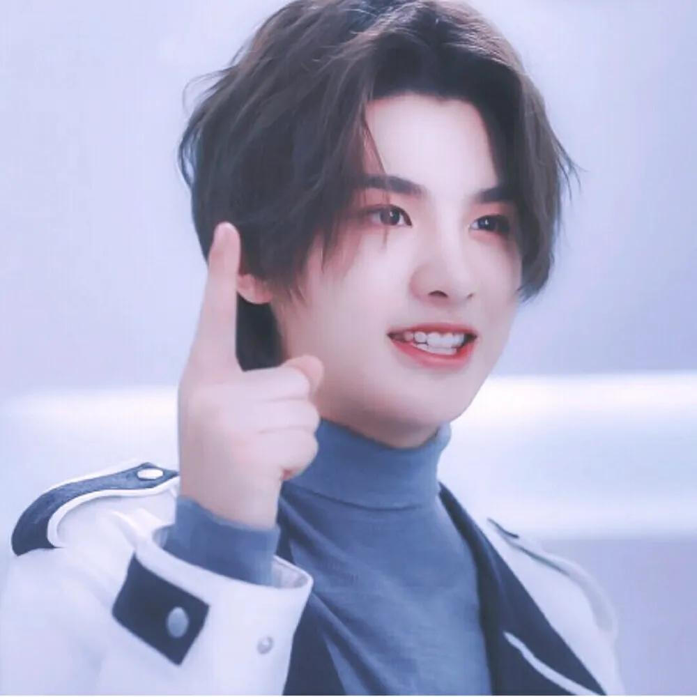 Justin黄明昊