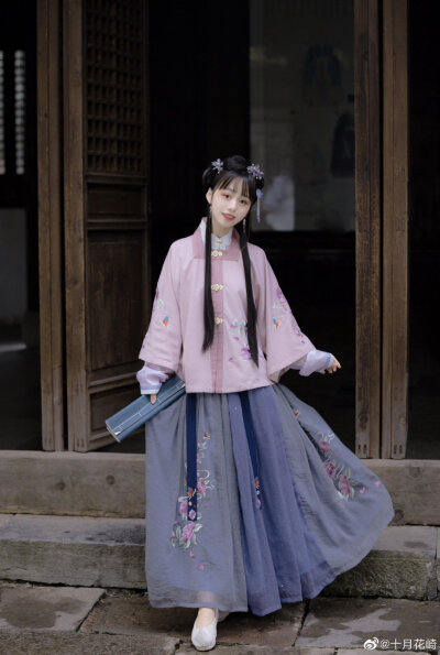 十月花崎