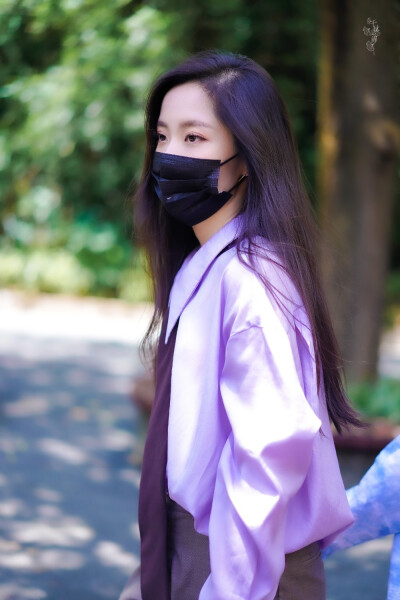 cr.千秋一锦 | 王艺瑾