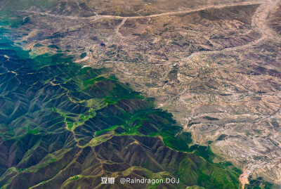 谷歌地图与航拍实景。宁夏六盘山风景区。