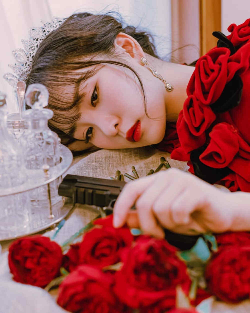 心有猛虎，细嗅蔷薇