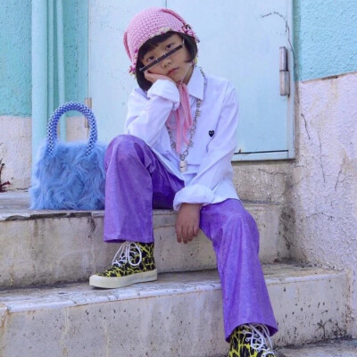 The girl is so cool.