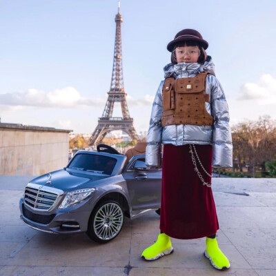 The girl is so cool.