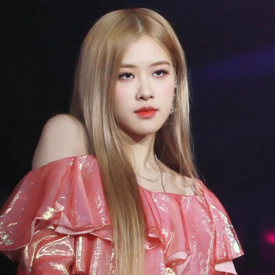 BLACKPINK
澳洲野玫瑰罗婕女士朴彩英ROSÉ