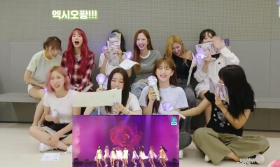 廷：EXY欧巴！！！！
（廷姐不愧是太空女郎秋昭贞泥塑兼妈粉第一人
cr. WJSN Showcase Reaction vlive