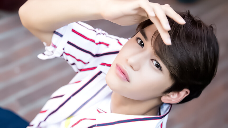 橙光素材黄旭熙官图使用注明宁洛晨抱图dd