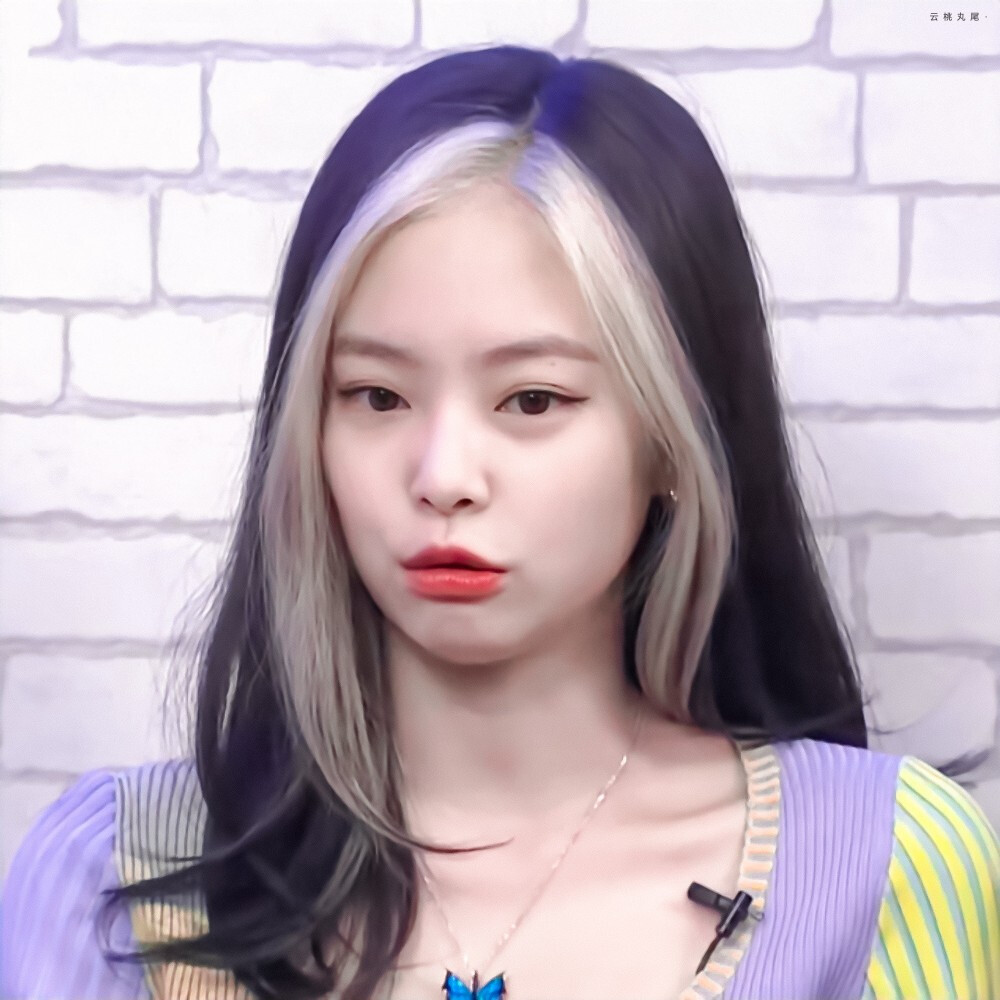 金珍妮Jennie
©云桃丸尾·