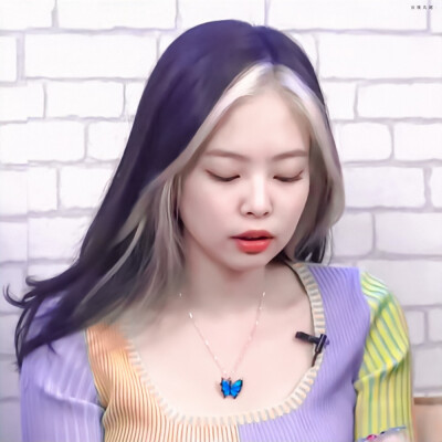 金珍妮Jennie
©云桃丸尾·