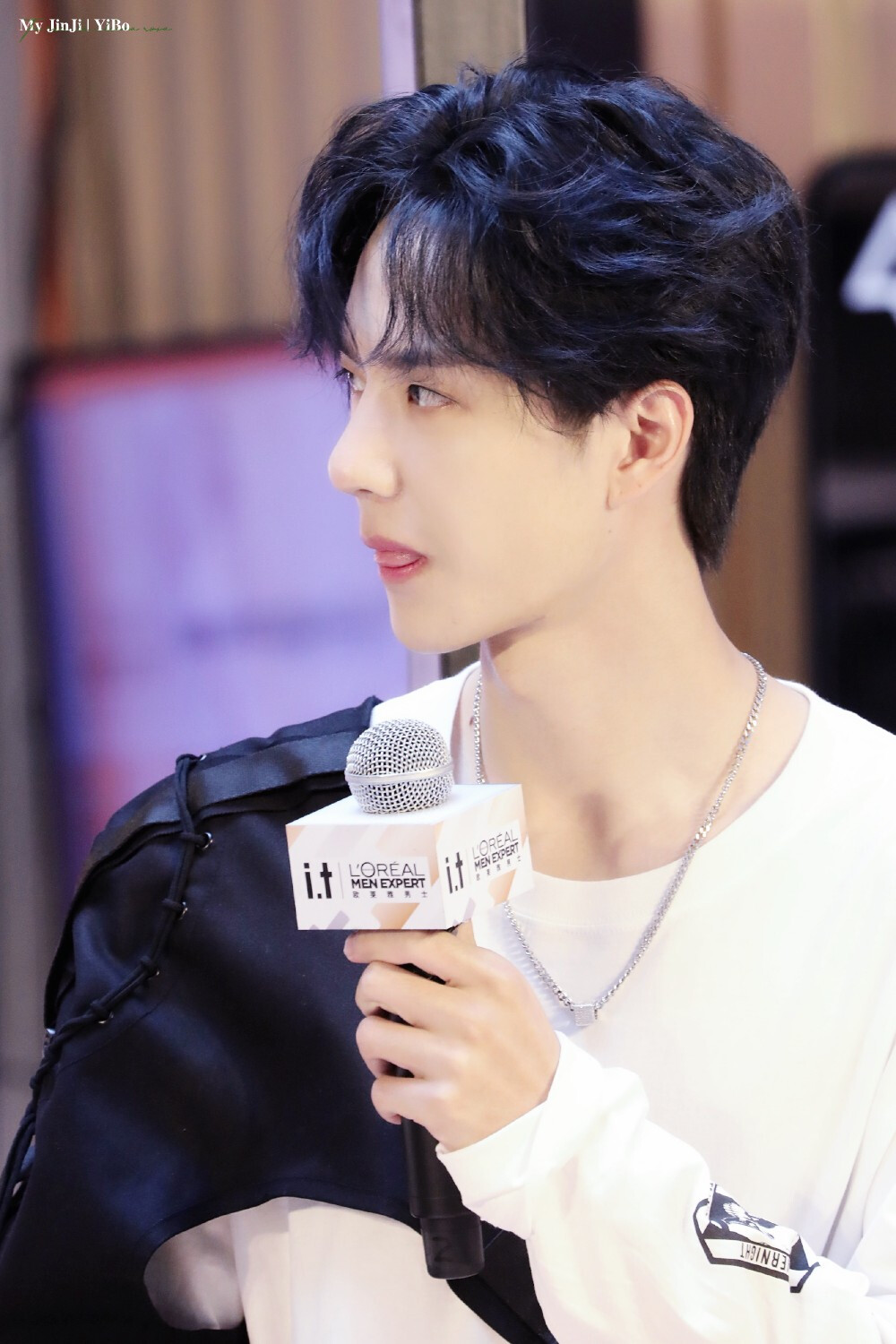 王一博    20180628欧莱雅潮色派对