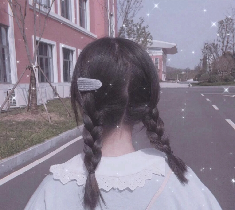 麻花辫女生头像✨
不注明禁二转❗不要盗图看到就举报⚠️
原图私信(并说明是要哪个作品的原图)
喜欢的记得点赞和收藏哦！