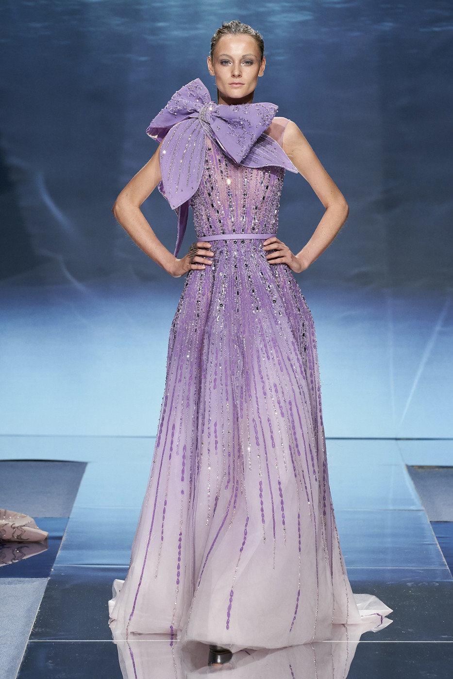  Ziad Nakad S/S 2020 深海里的高定礼裙，水钻亮片，薄纱羽毛... 来自深海的女神们 ​