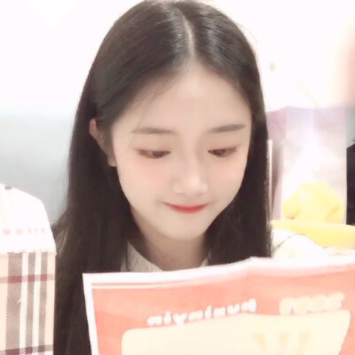 胡馨尹头像
二转标明dt棕油奶芙 ️二改
