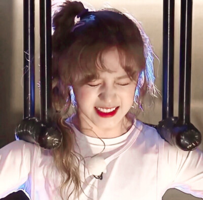 宋雨琦头像
二转标明dt棕油奶芙 ️二改_