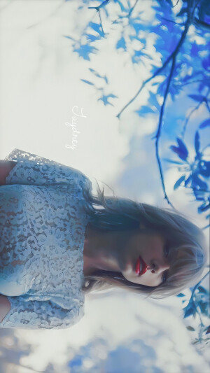 壁纸 源:mosaicbrokenhearts