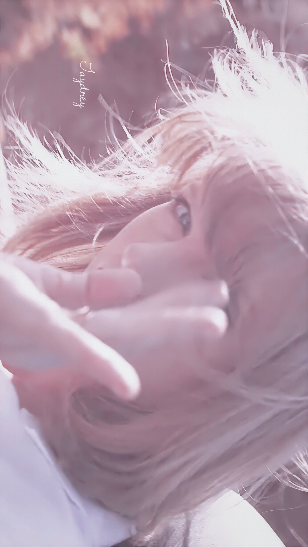 壁纸 源:mosaicbrokenhearts