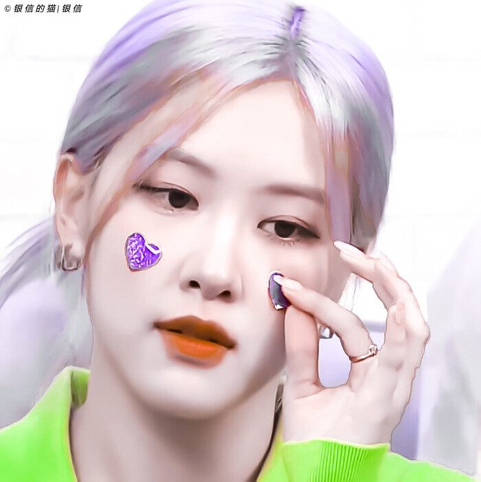  ▸ 朴彩英 Rosie
原截 颂柴 / 银 信