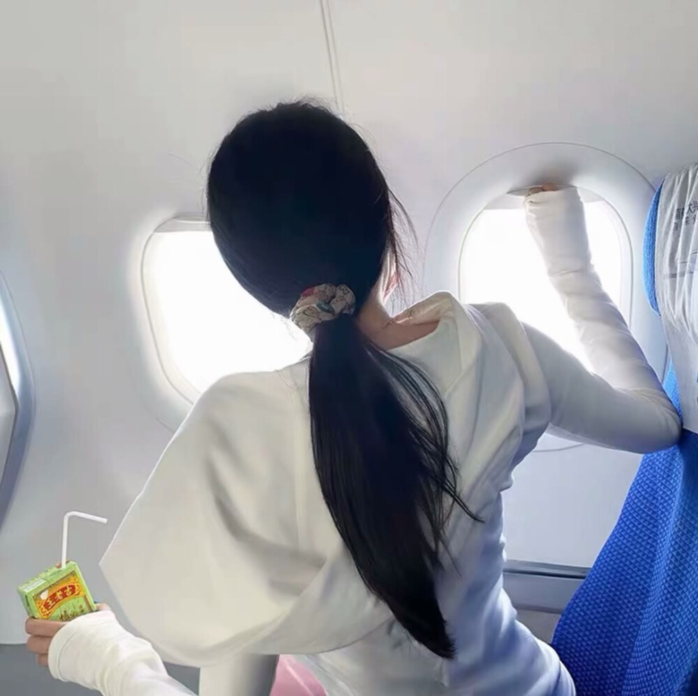 喜欢只是一时的好感而已.