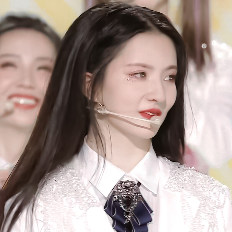 门面主舞刘些宁出道快乐