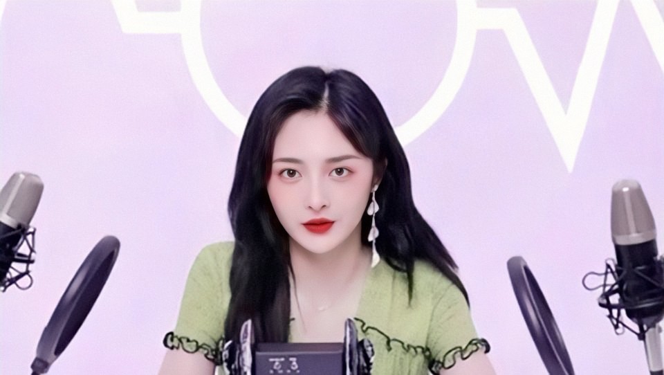 周洁琼
池攸颜自修 禁二改